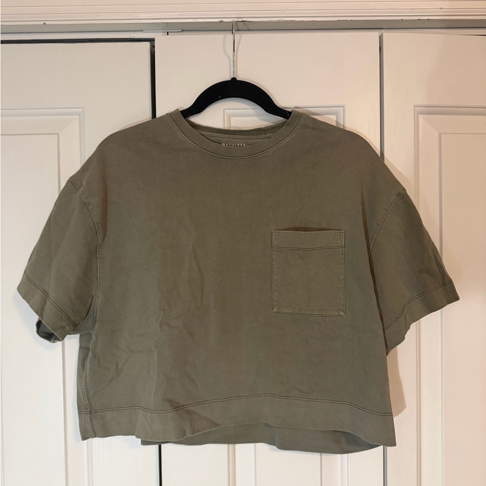 Athleta Olive Green Cropped T-Shirt with Front Pocket, Size S